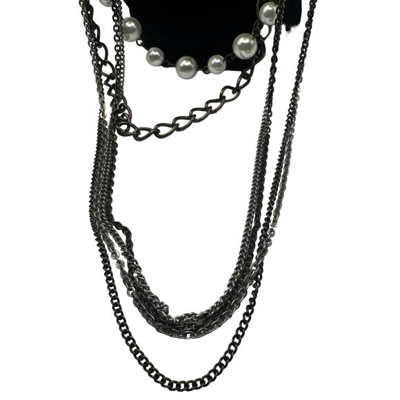 Multi-Layer Pendant Necklace With Faux Pearls & Metal Chains - Picture 3 of 7